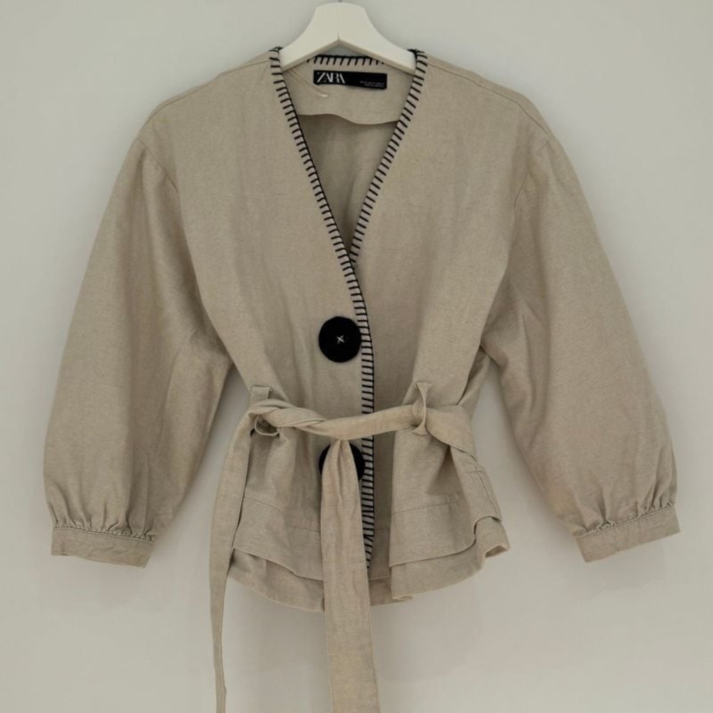 Zara NWT light beige and black contrast button front linen tie belted cardigan - Picture 6 of 10